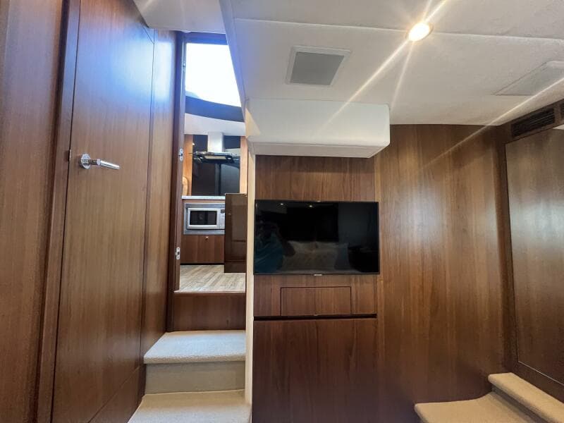 2015 Princess V52