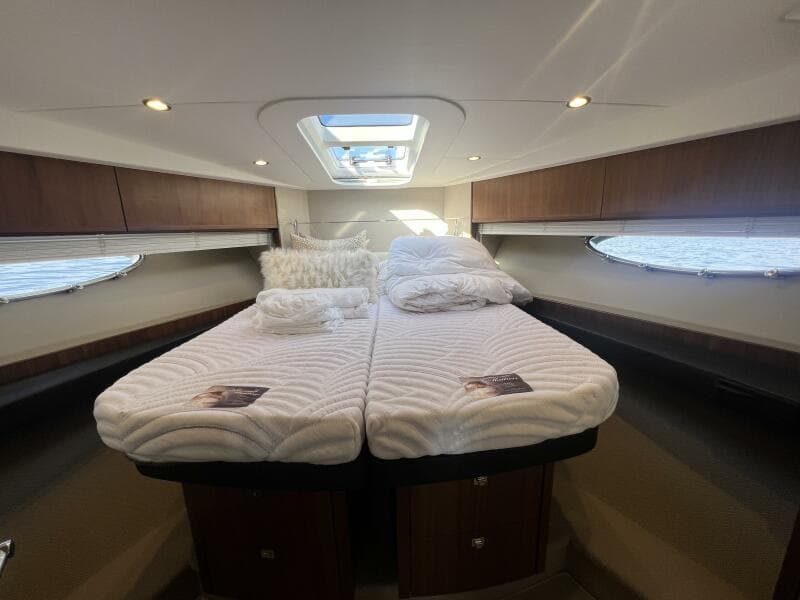 2015 Princess V52