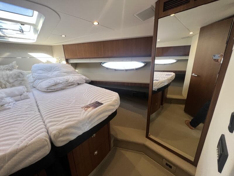 2015 Princess V52