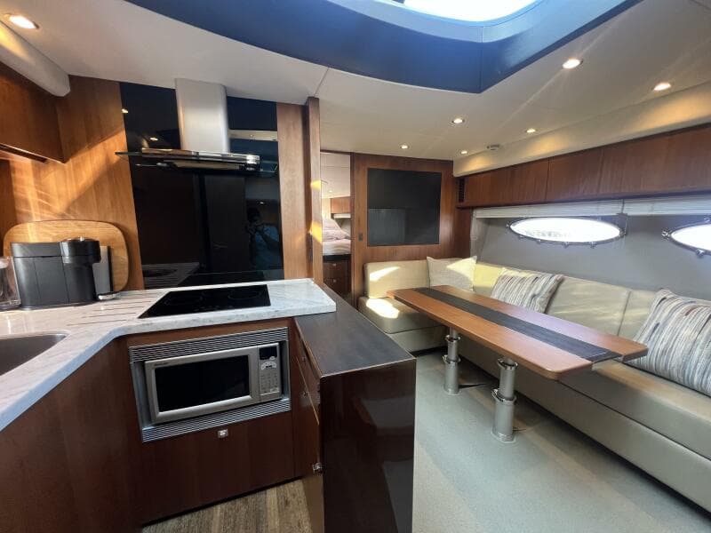 2015 Princess V52