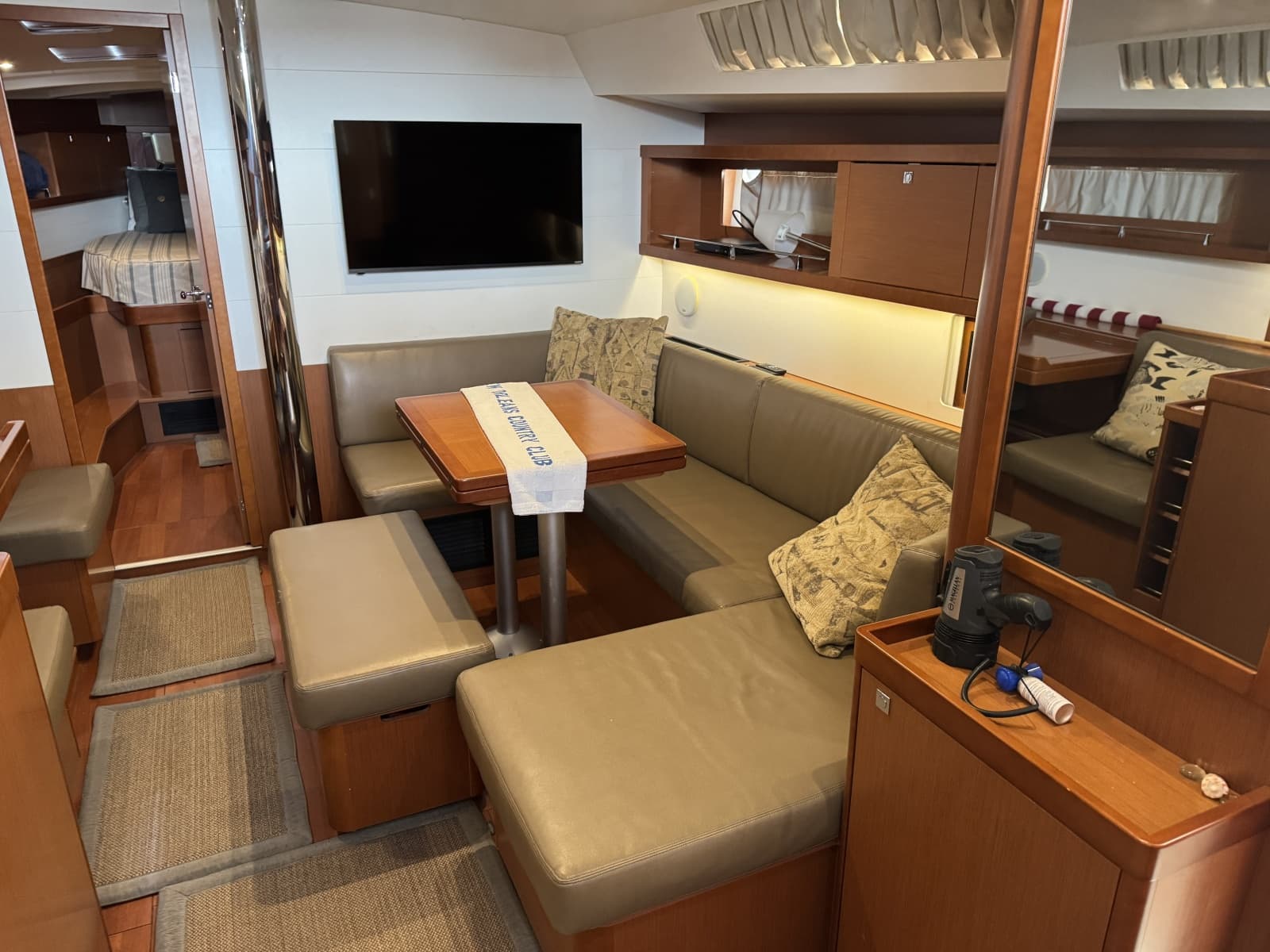2017 Beneteau Oceanis 45