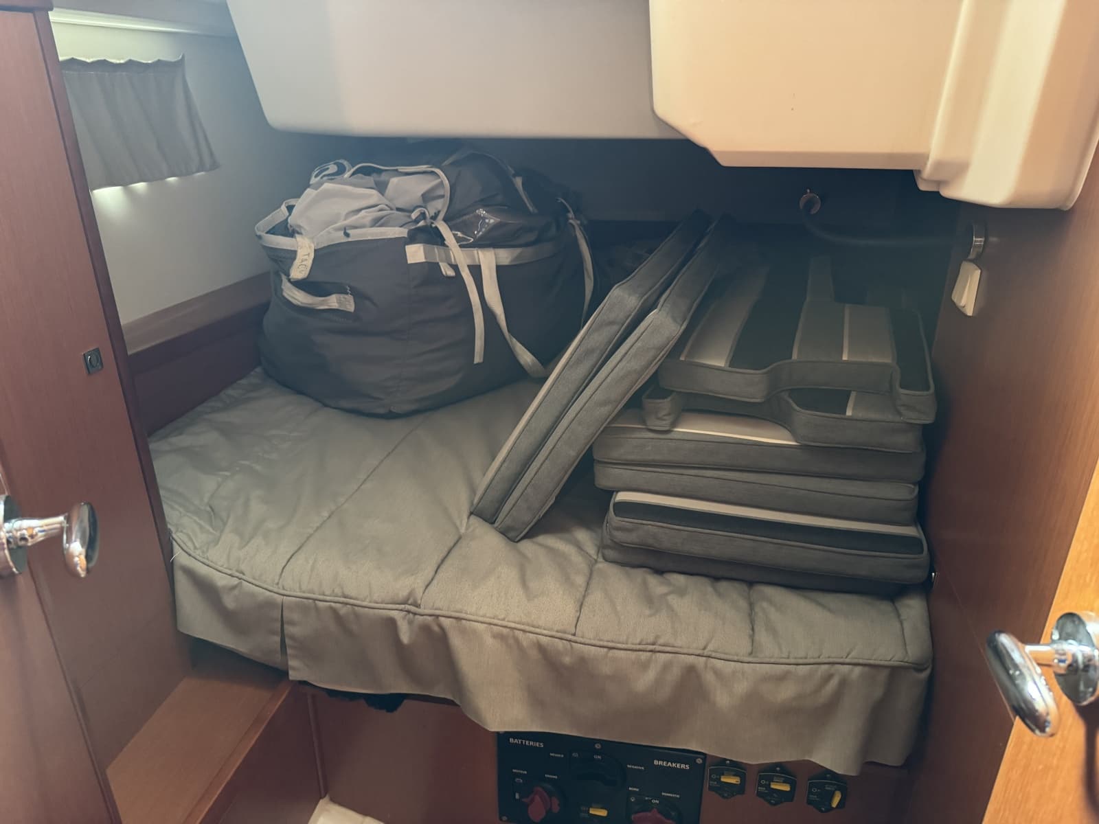 2017 Beneteau Oceanis 45