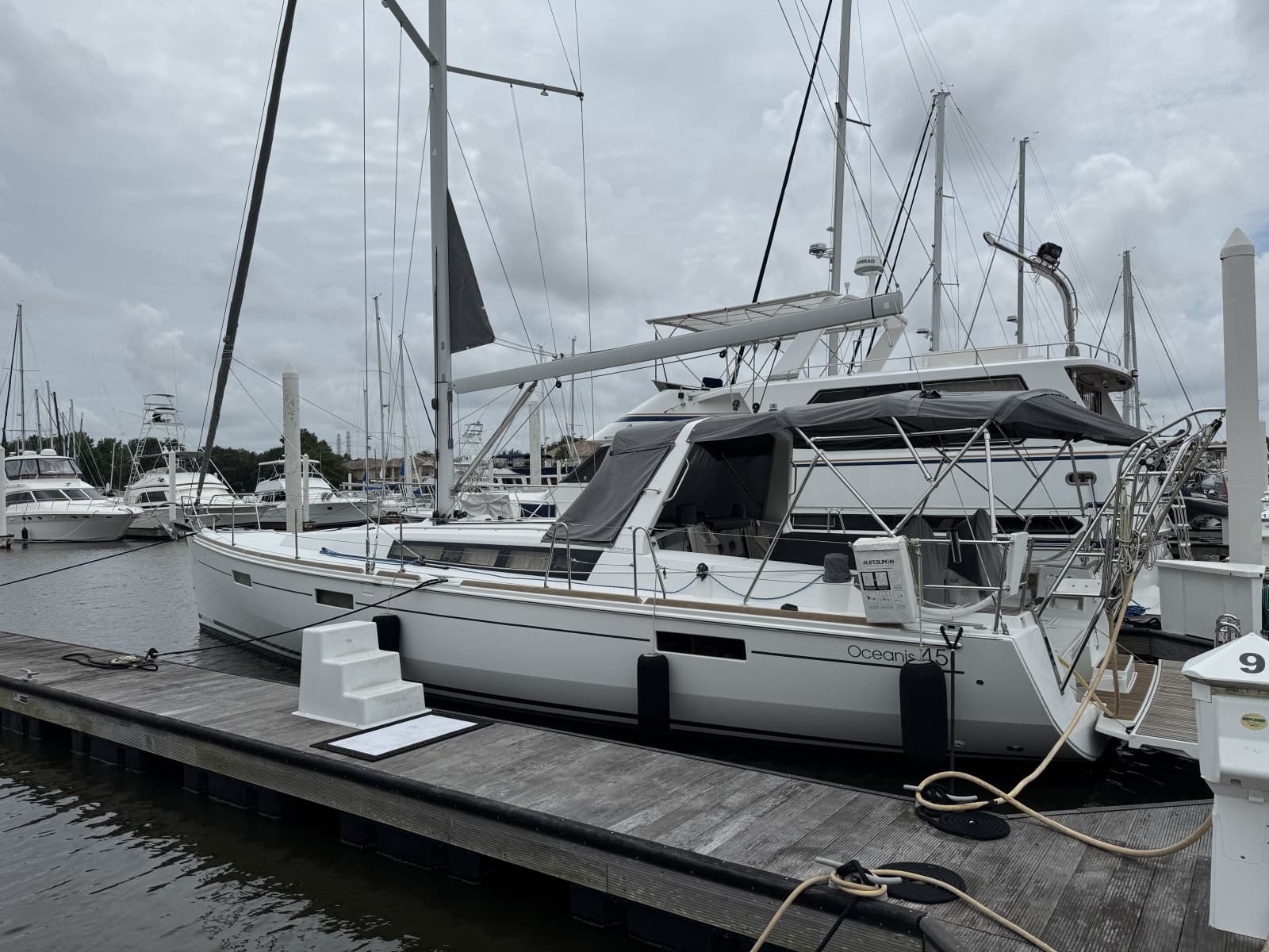 2017 Beneteau Oceanis 45