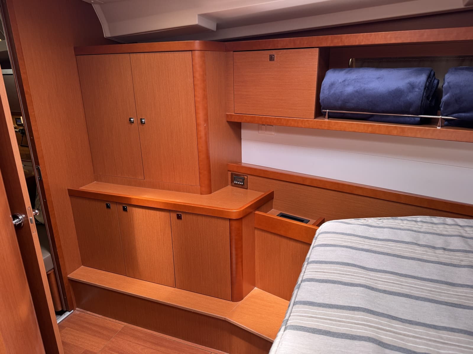 2017 Beneteau Oceanis 45