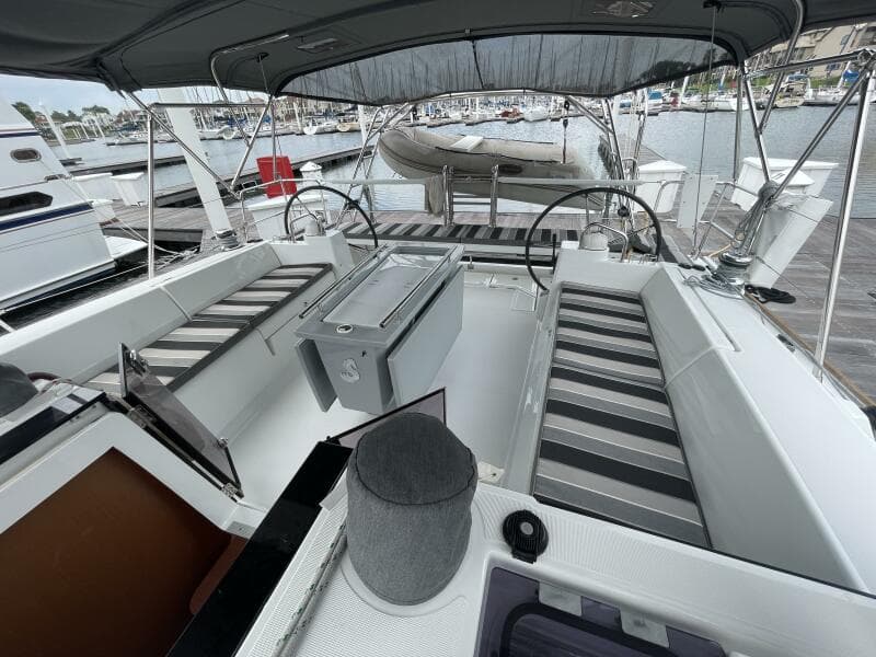 2017 Beneteau Oceanis 45