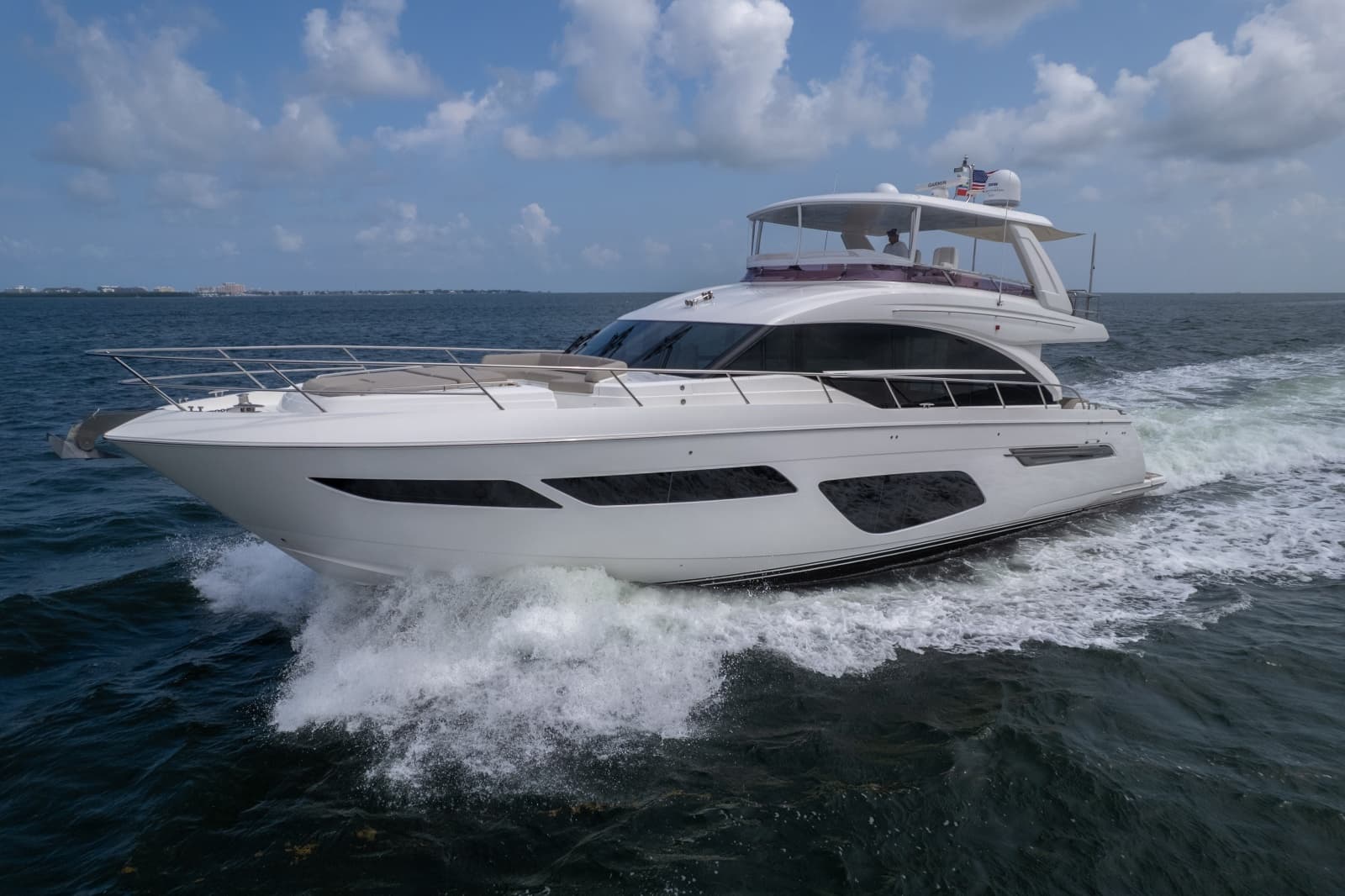 2021 Princess F70