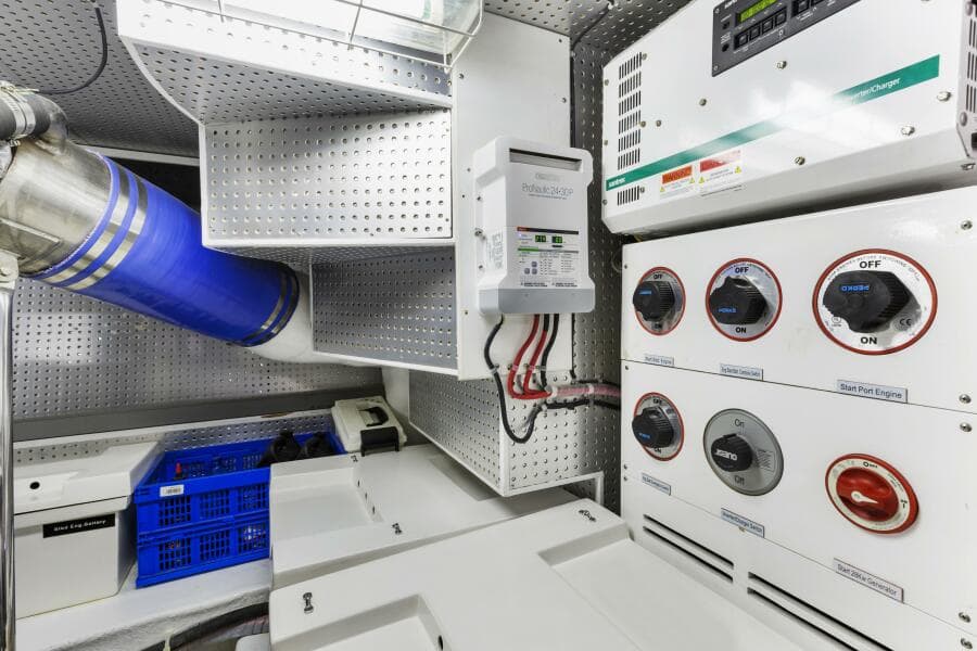 ENGINE ROOM 