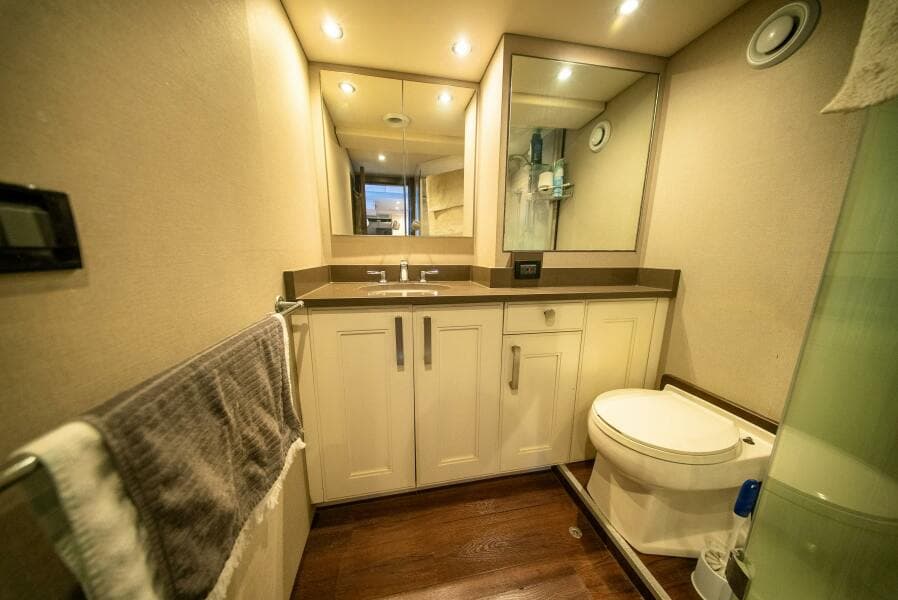 1992 Crescent Custom Yachts Custom