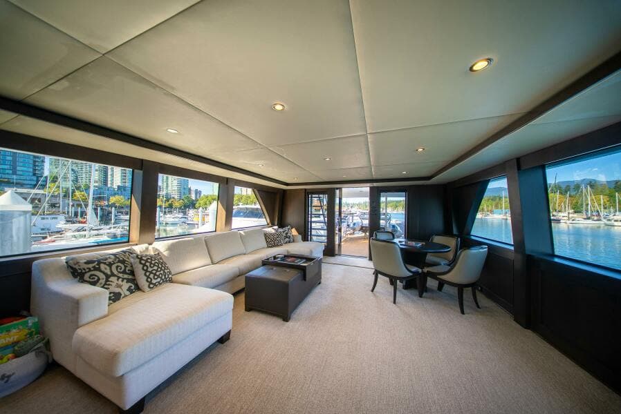 1992 Crescent Custom Yachts Custom