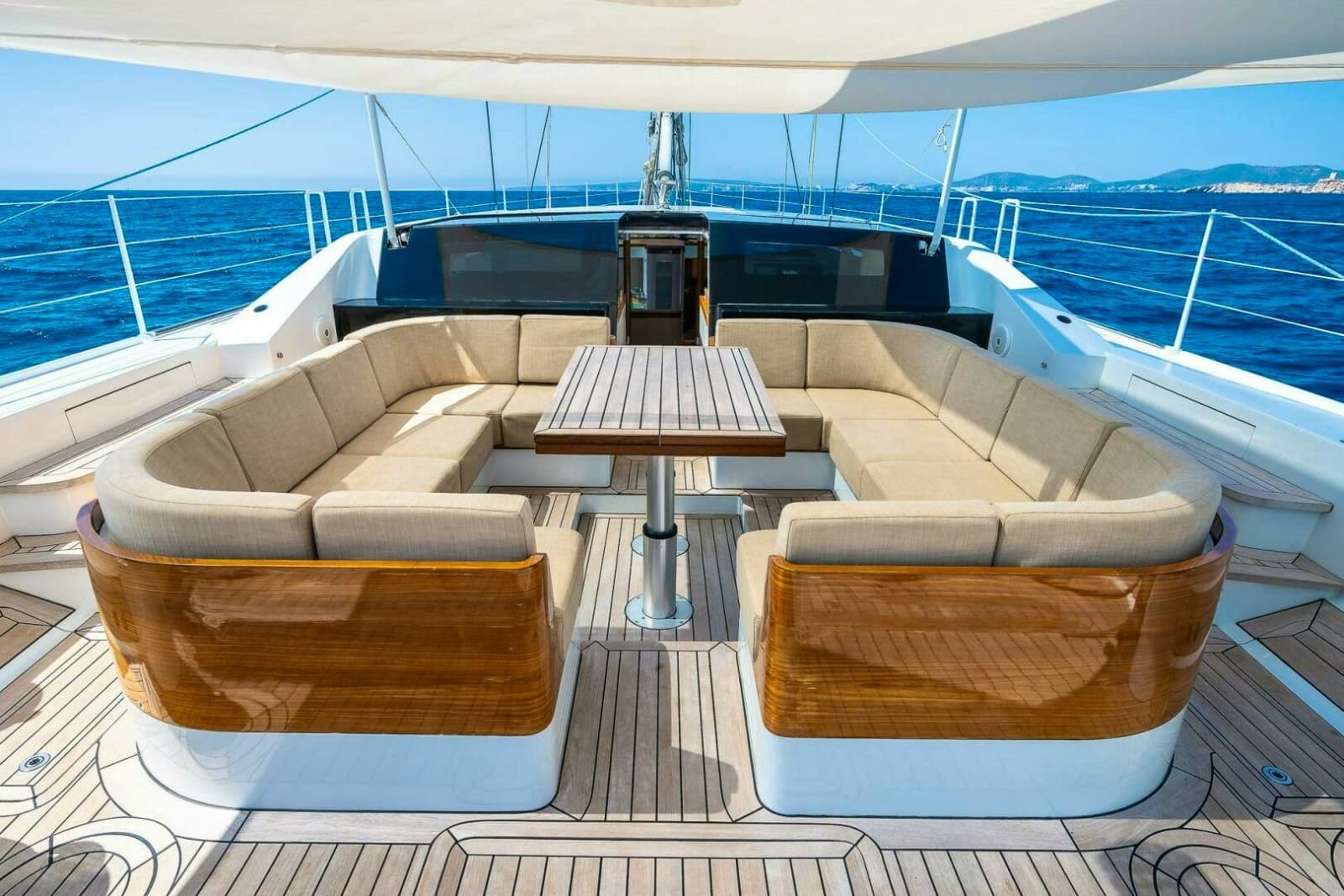 2014 Cyrus Yachts Custom