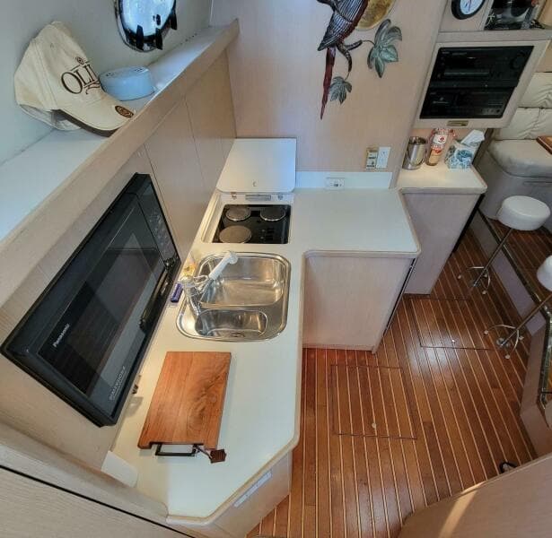 1996 Tiara Yachts 4000 Express
