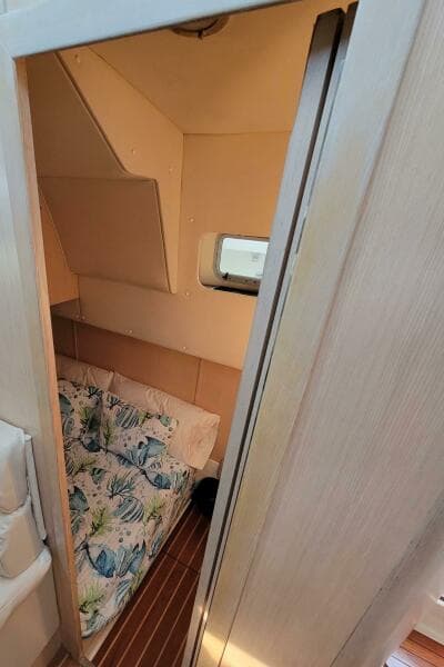 1996 Tiara Yachts 4000 Express