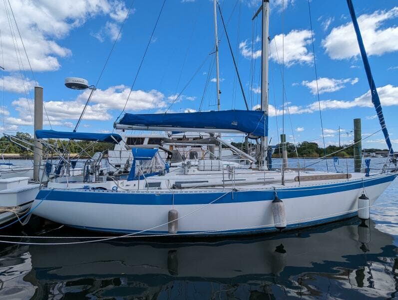 1985 Wauquiez Hood 38 MK II