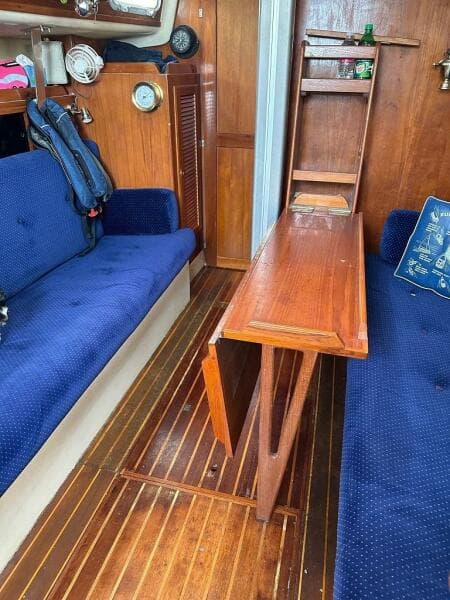 1985 Pearson Sloop
