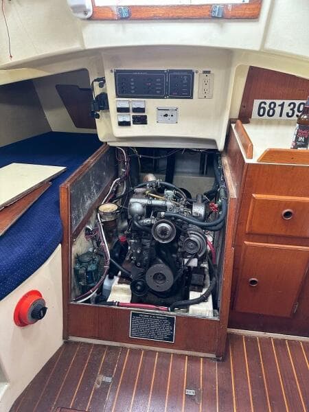1985 Pearson Sloop
