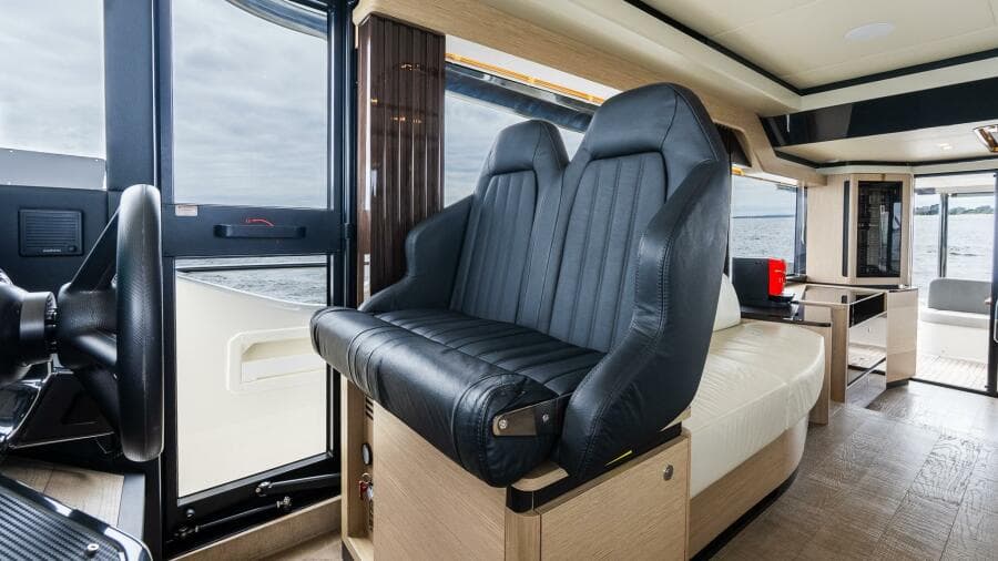 2023 Absolute Navetta 52