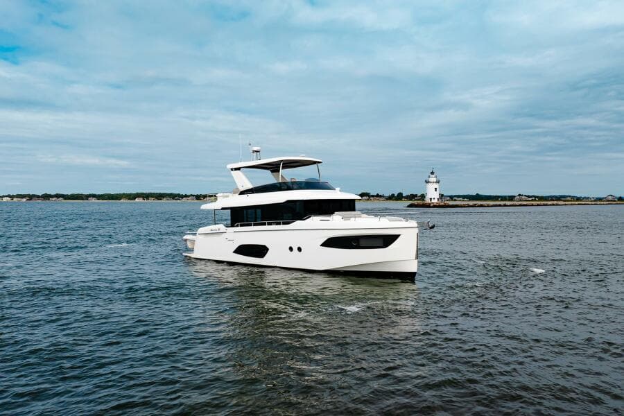 2023 Absolute Navetta 52