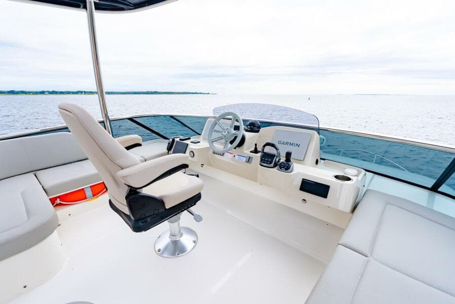 2023 Absolute Navetta 52