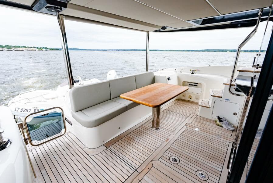 2023 Absolute Navetta 52