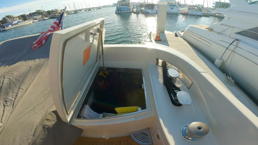 2011 Azimut 68S