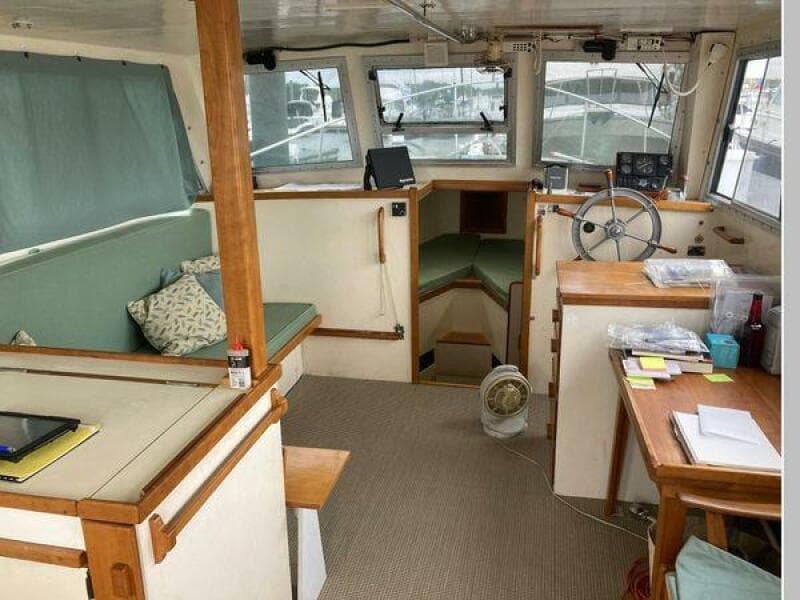 1984 Duffy Flybridge Cruiser