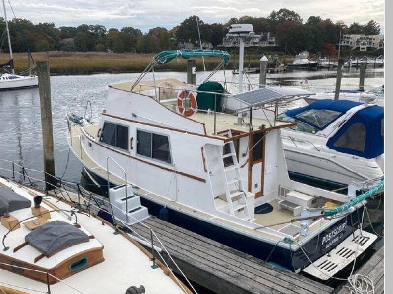 1984 Duffy Flybridge Cruiser