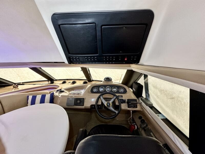 1999 Carver 450 Pilothouse