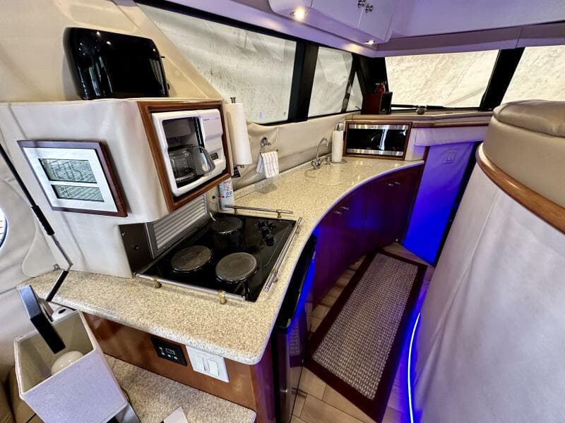 1999 Carver 450 Pilothouse