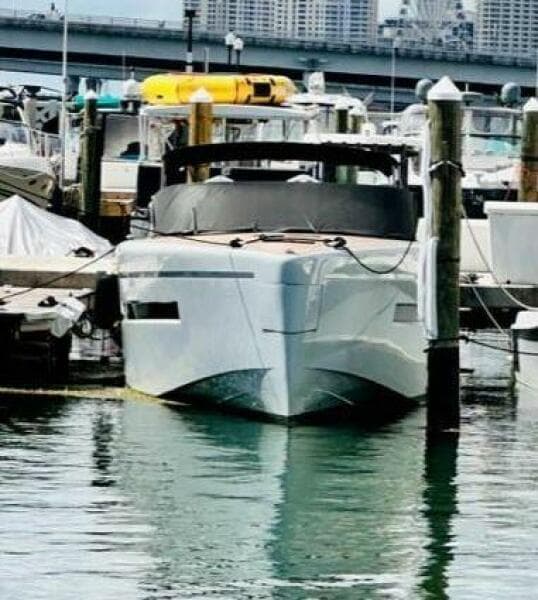 2018 Canard eMotion HYBRID