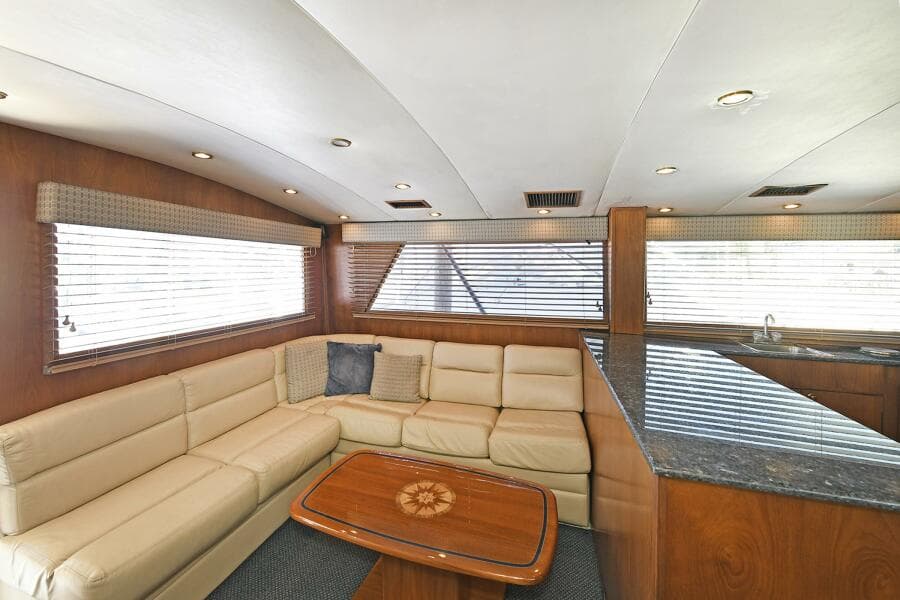 2000 Torres 48 Enclosed Bridge