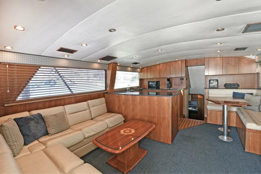 2000 Torres 48 Enclosed Bridge