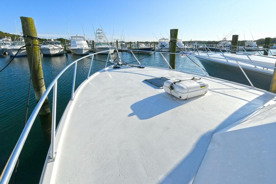 2000 Torres 48 Enclosed Bridge