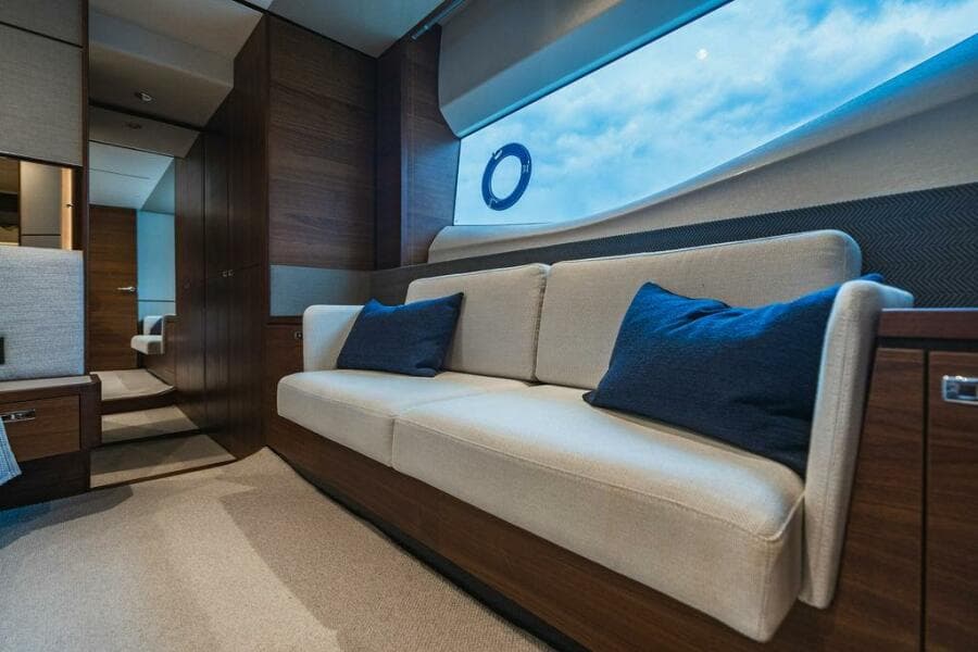 2022 Princess S66