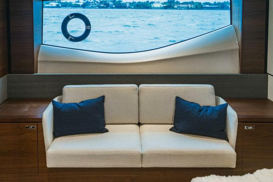 2022 Princess S66