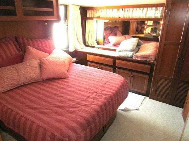 1997 Hyatt 55