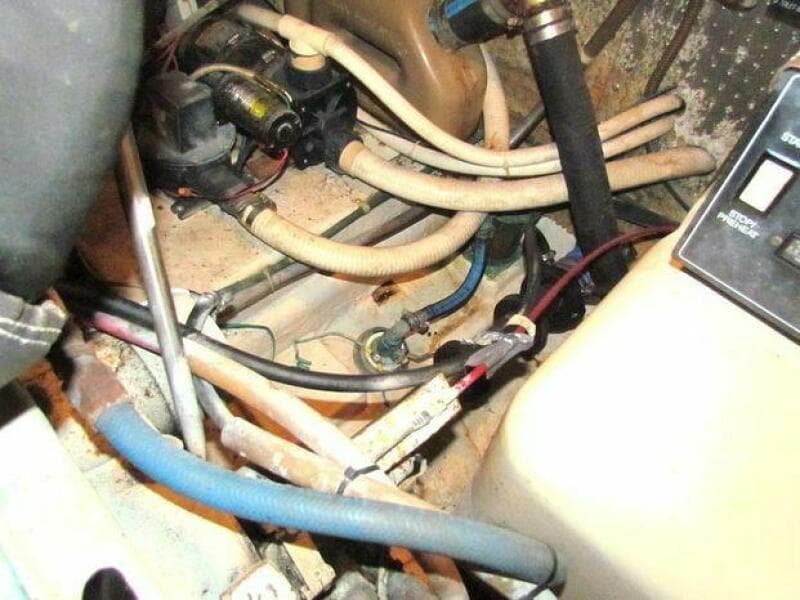 1997 Hyatt 55