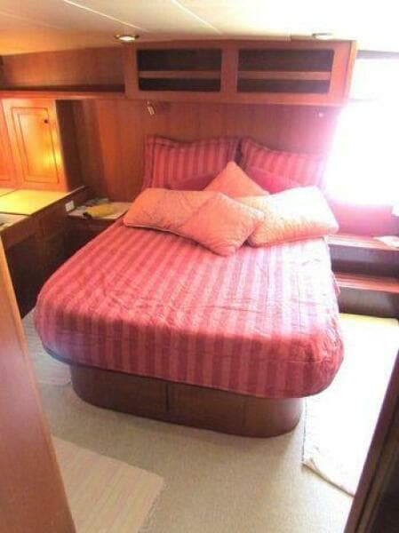 1997 Hyatt 55