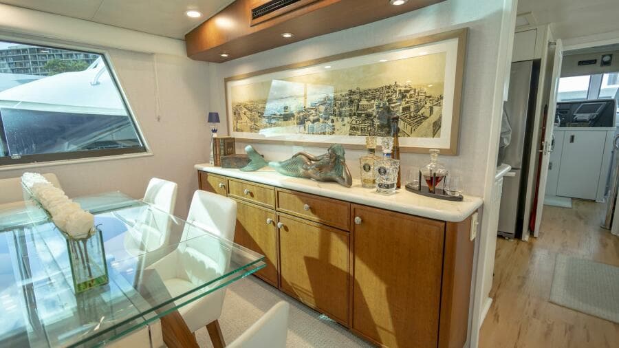 1989 Hatteras Cockpit Motor Yacht