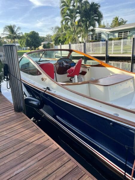 2004 Hinckley Talaria 29R