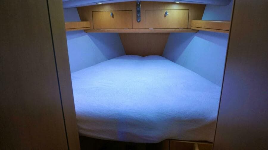 2008 Oyster Yachts 