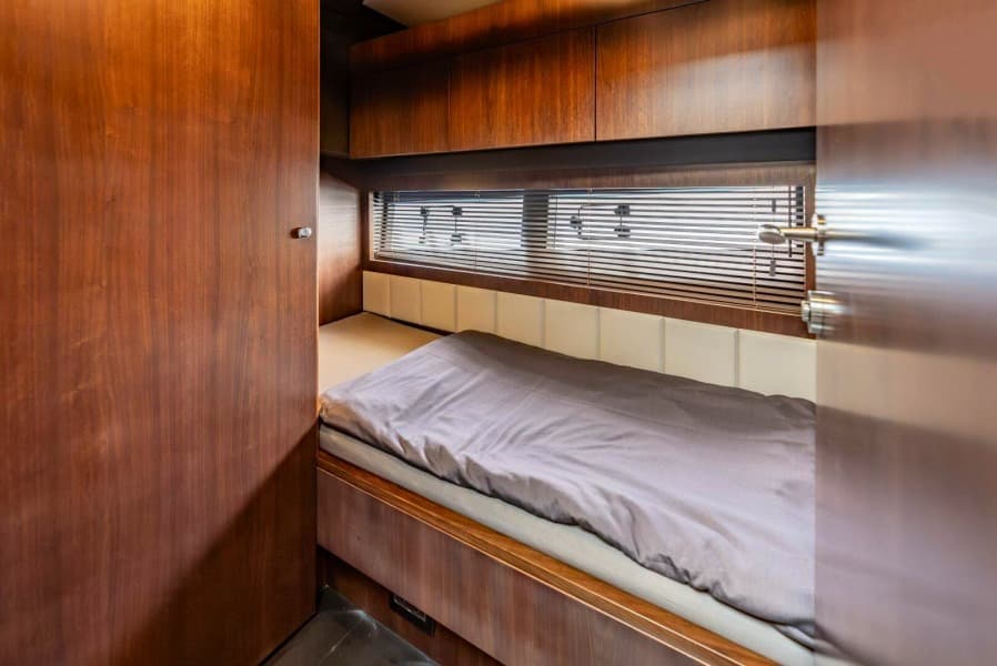2019 Fairline 
