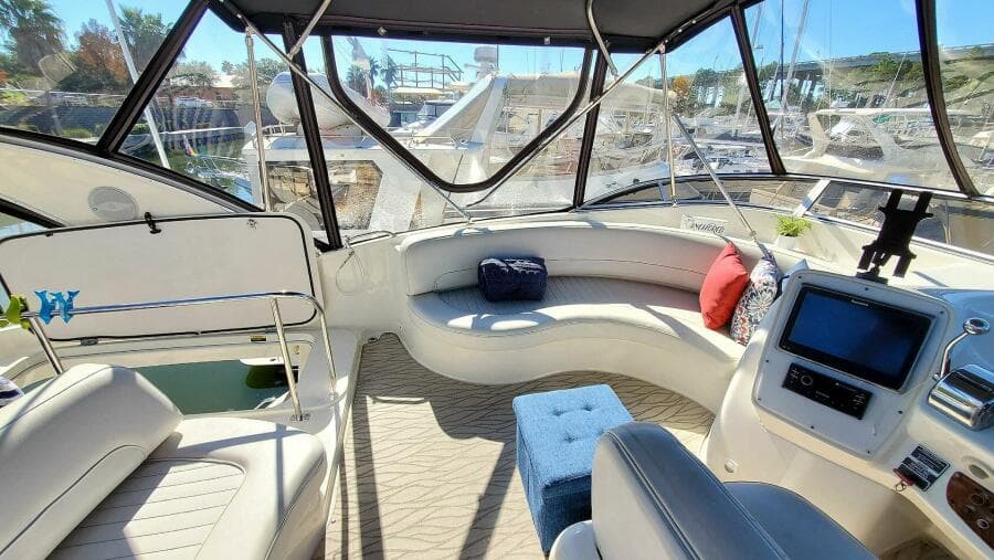 Flybridge Port