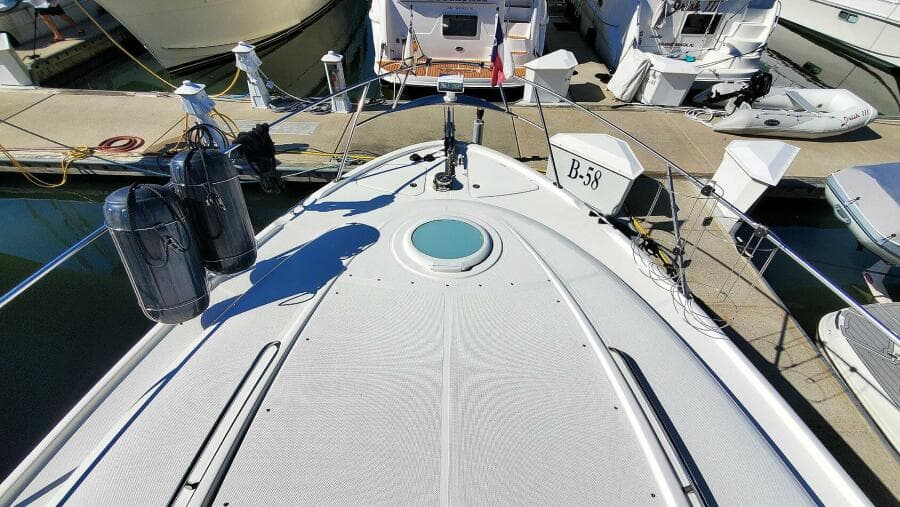 Fore Deck Forward
