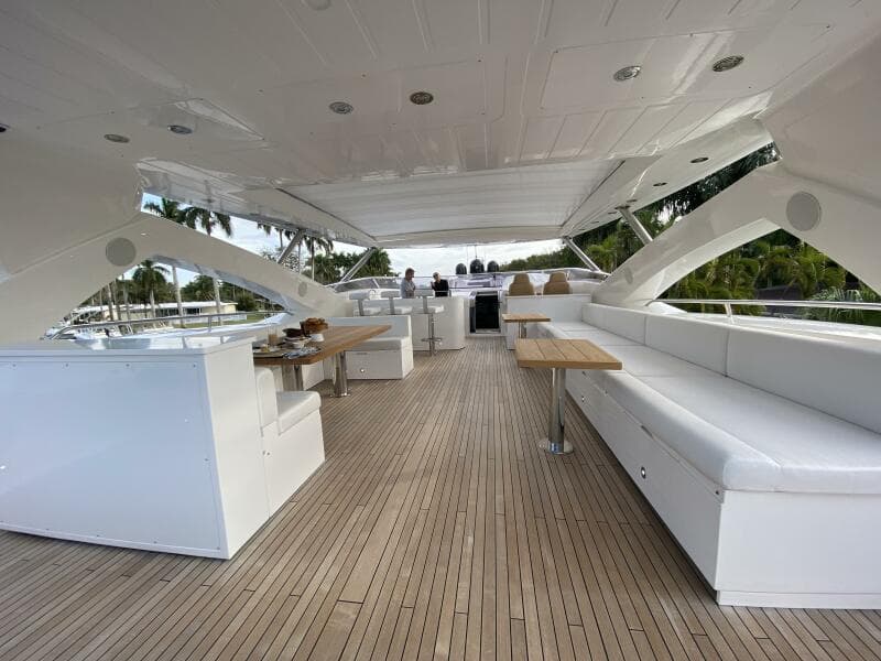 2011 Sunseeker 34M
