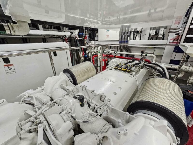 2011 Sunseeker 34M