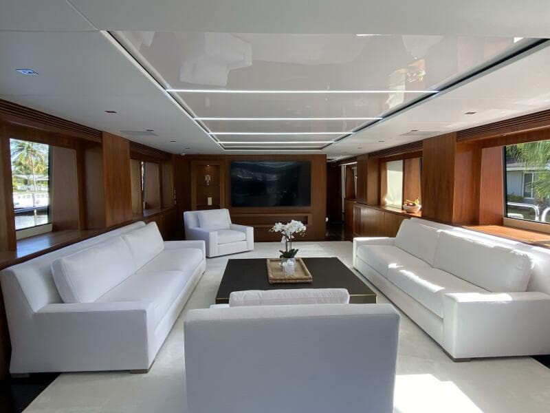2011 Sunseeker 34M