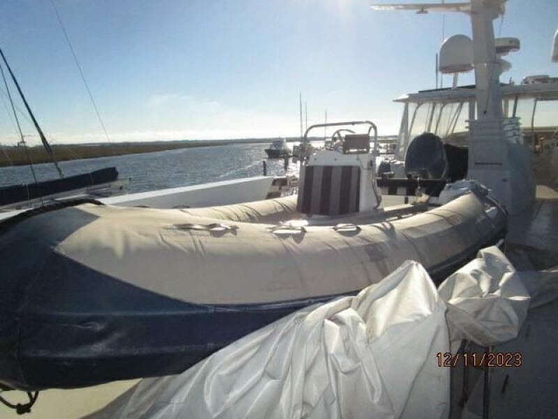 72' DeFever tender1