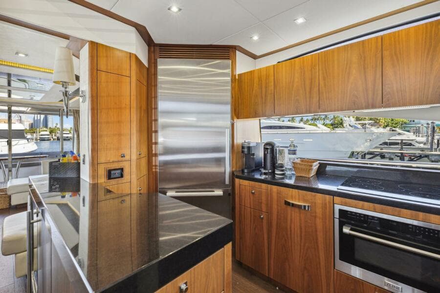 2014 Sunseeker Manhattan 73