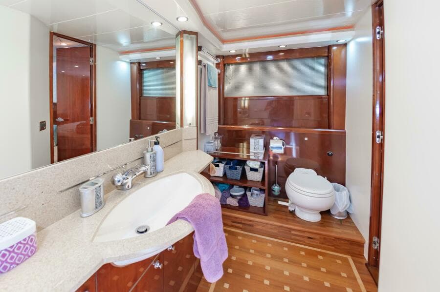 2006 Princess 75