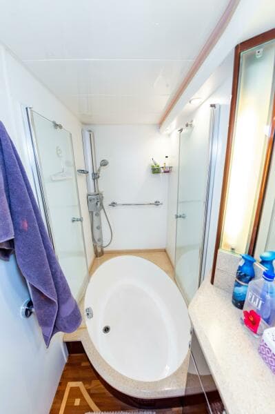 2006 Princess 75